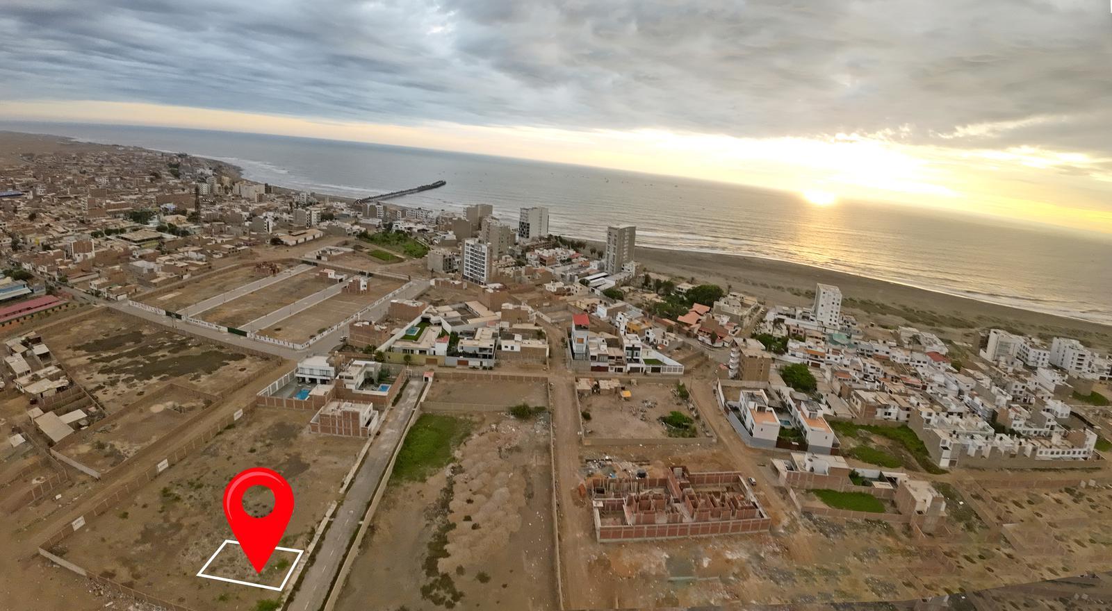 VENTA DE TERRENO 200 M² EN CONDOMINIO CERRADO, PIMENTEL